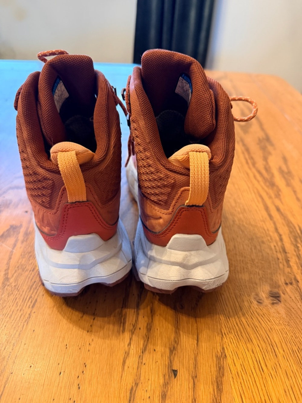 Hoka Waterproof Hiking Shoes - GORE-TEX - Picture 3 of 6